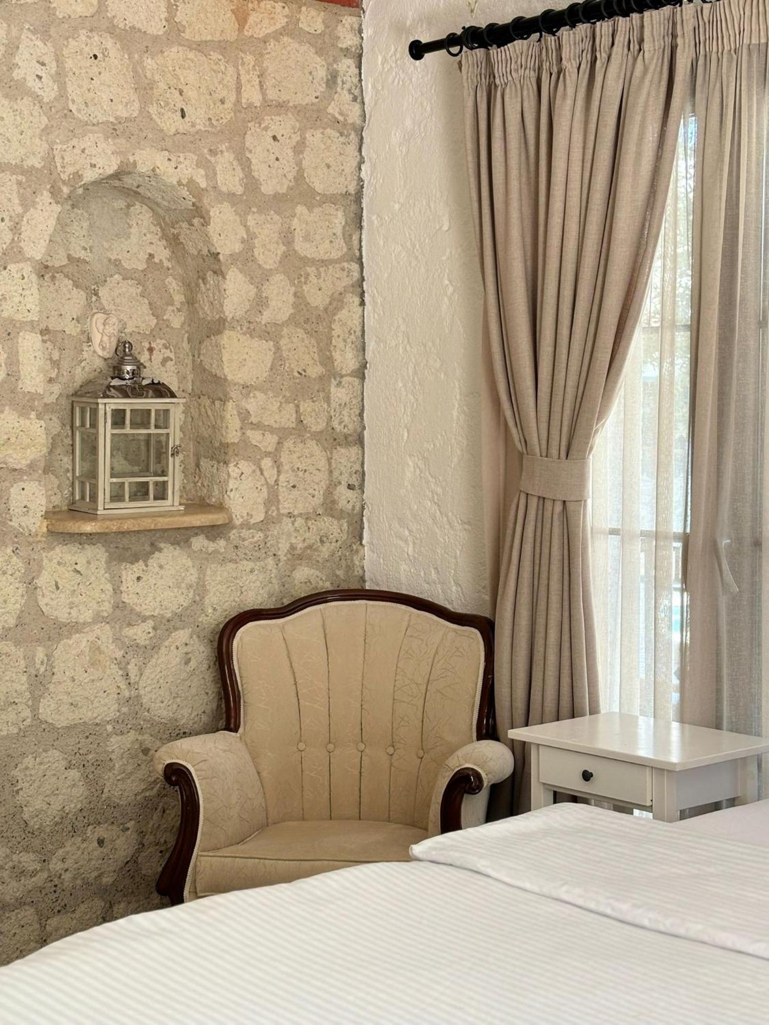 Alacati Albatross Hotel Exterior foto