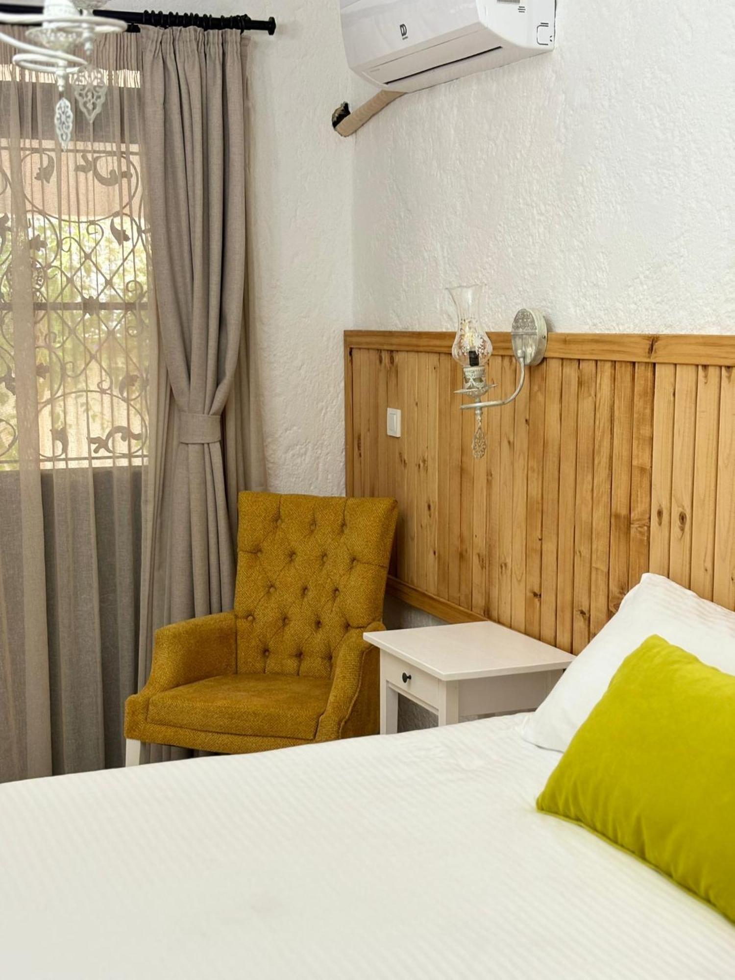 Alacati Albatross Hotel Exterior foto