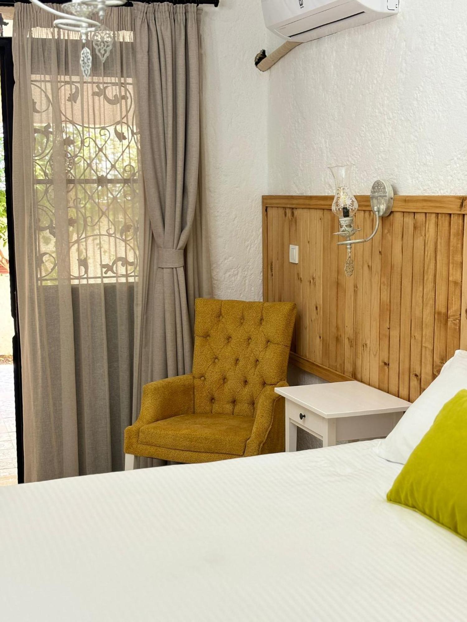 Alacati Albatross Hotel Exterior foto